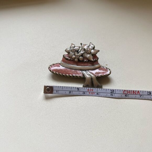 Vintage Retro Pink Hat with Flowers Brooch Pin - Picture 7 of 7